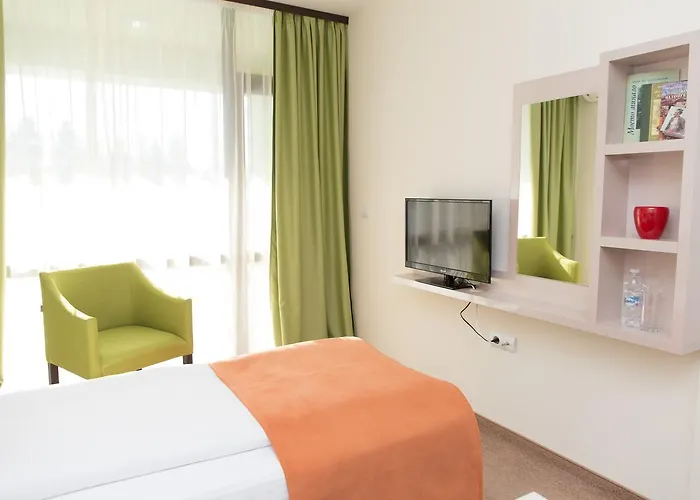 хотел-клиника д-р гечеви Хотел *