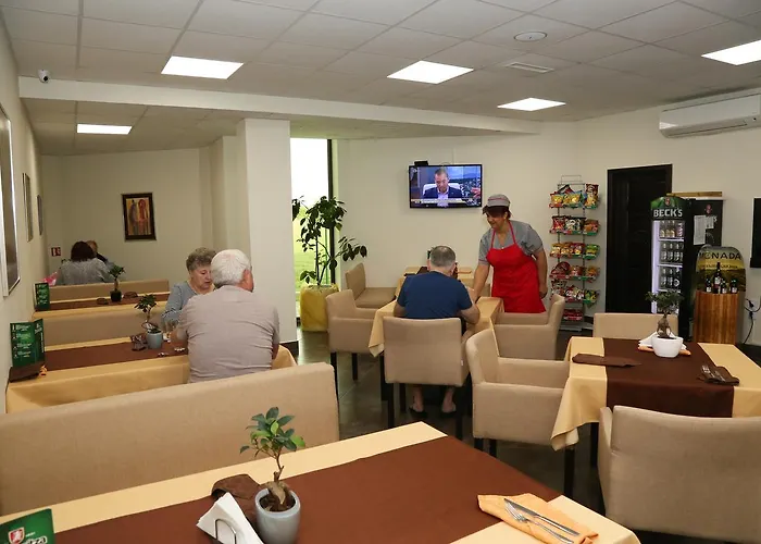 хотел-клиника д-р гечеви *